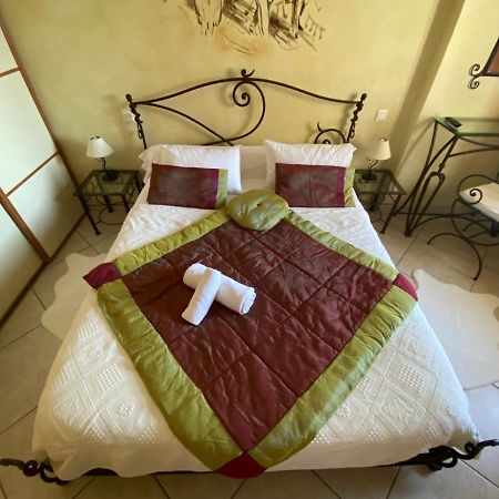 Le Rif Hotel Puygiron Екстериор снимка