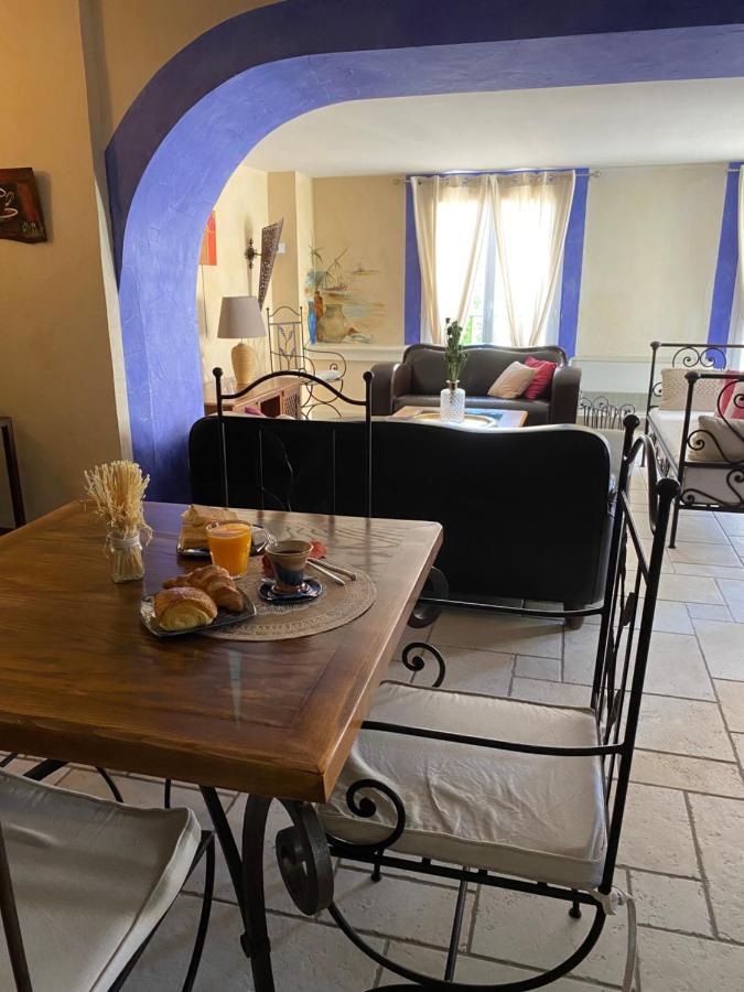 Le Rif Hotel Puygiron Екстериор снимка