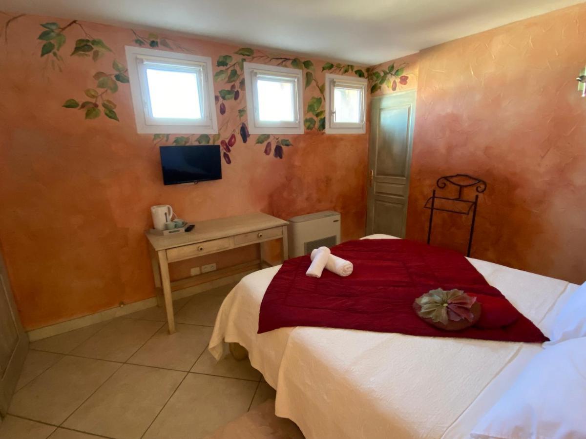 Le Rif Hotel Puygiron Екстериор снимка