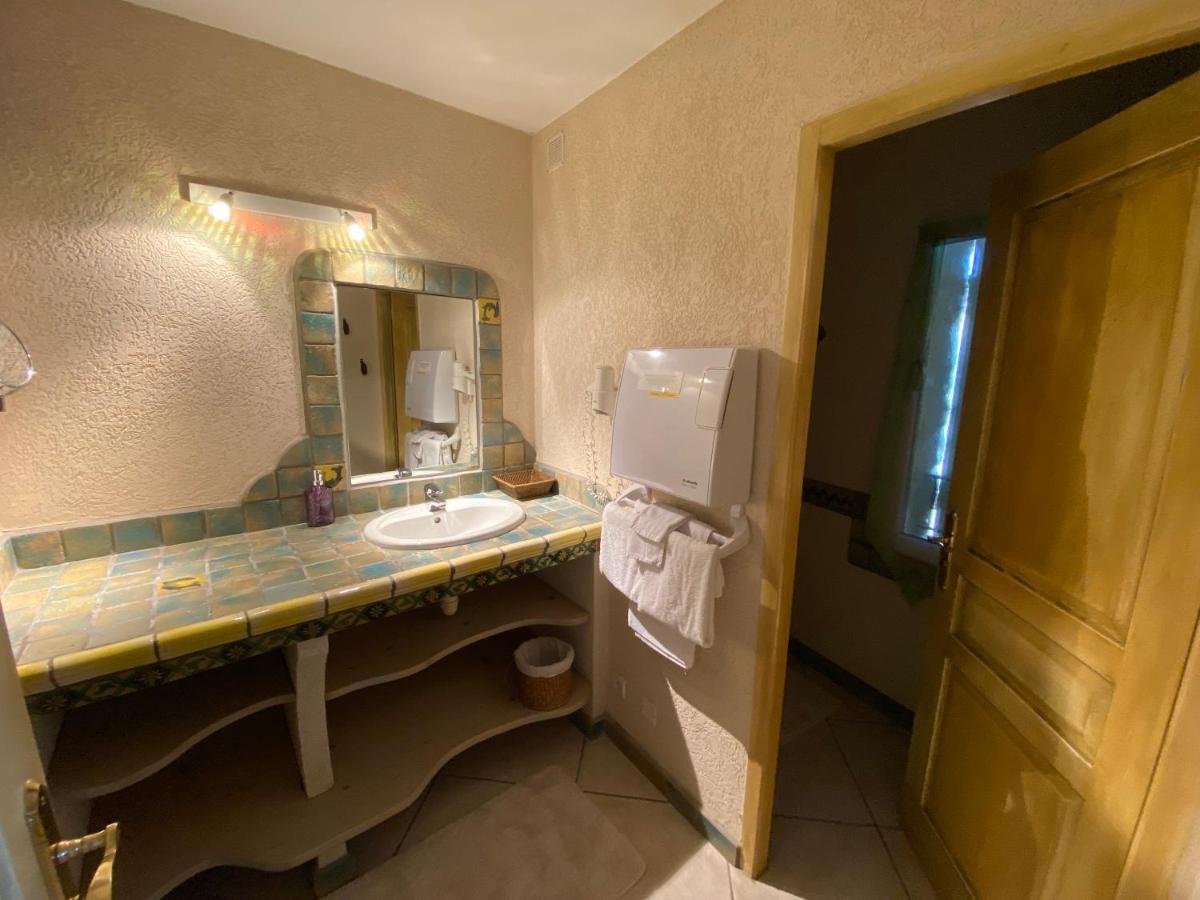 Le Rif Hotel Puygiron Екстериор снимка
