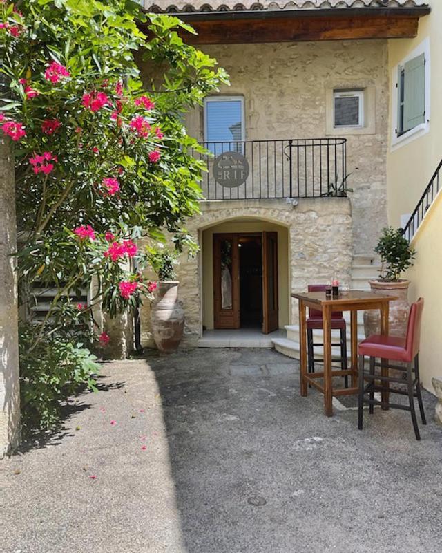 Le Rif Hotel Puygiron Екстериор снимка