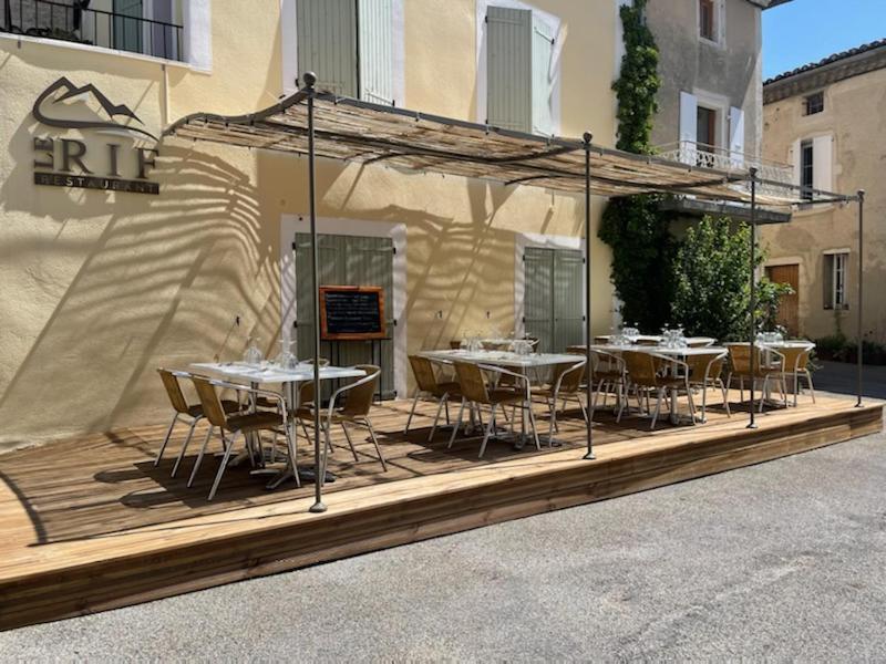 Le Rif Hotel Puygiron Екстериор снимка